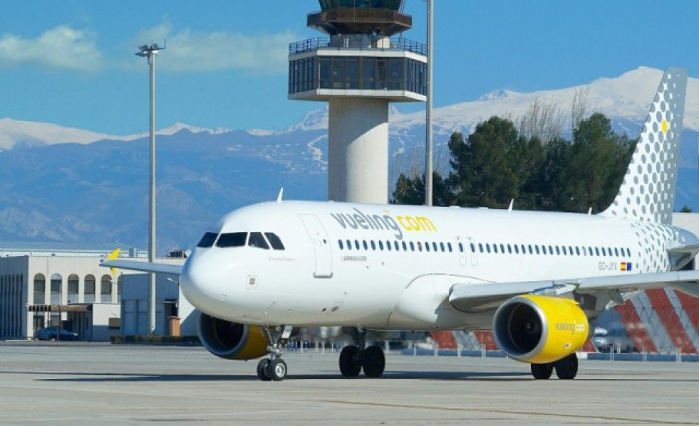 Vueling aeropuerto torre control huelga pilotos 12042018