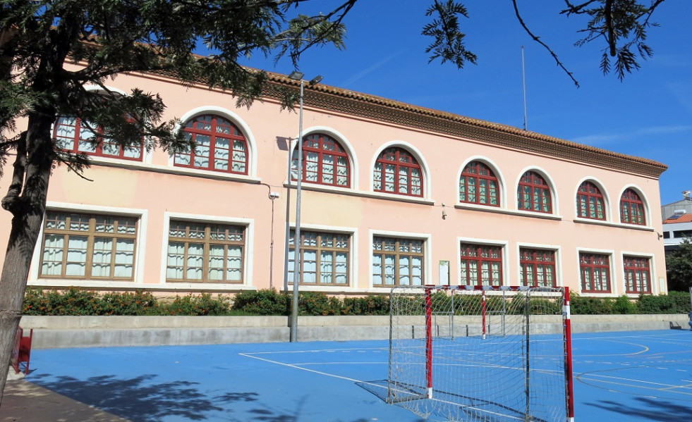 Escuela salvador lluch gava