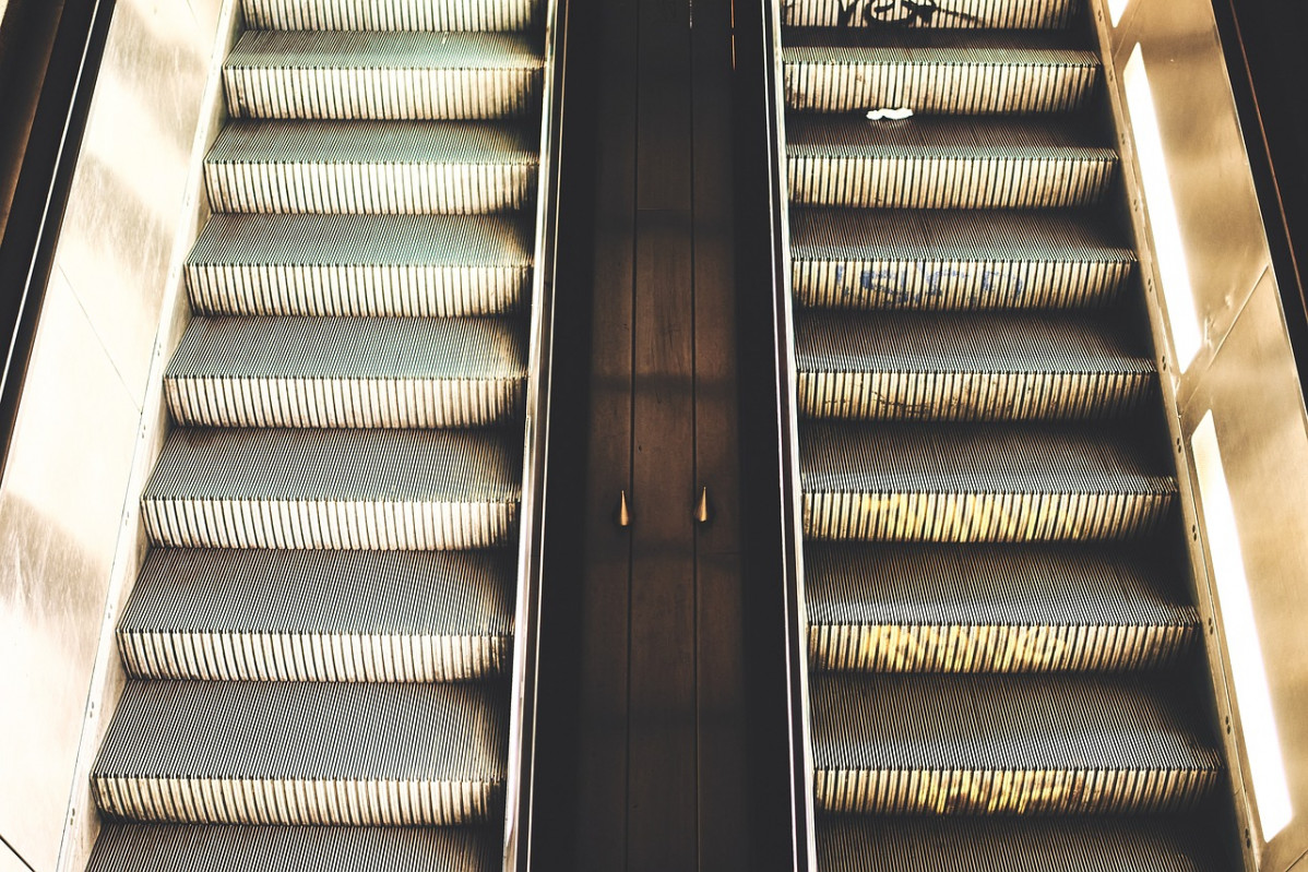 Escalator 4845283 1280