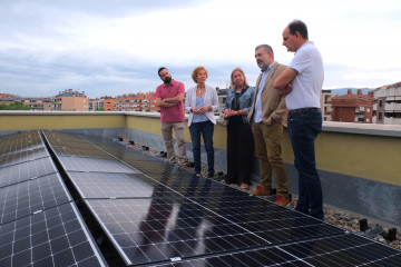 70 Instal·lació de plaques fotovoltaiques