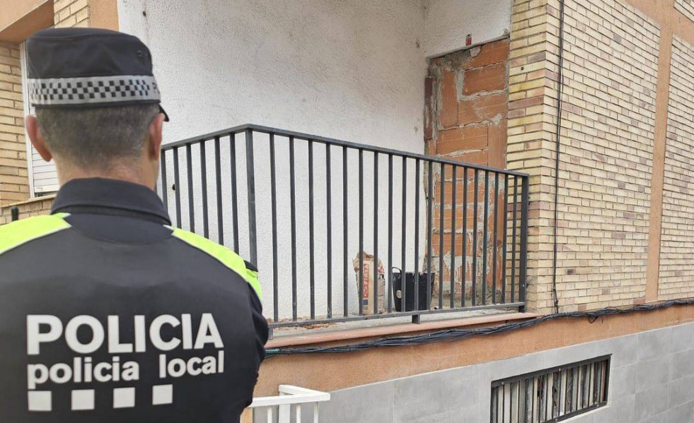 Aquesta setmana la Policia Local ha aconseguit evitar dos intents d’ocupació.  Fa uns dies va impedir un intent d’ocupació d’un local al barri de Nucli Antic. Més recentment ha actuat en l’