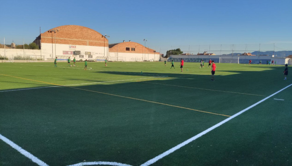 Camp de futbol municipal de Les Planes