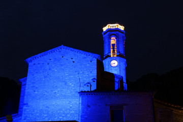 Iglesia sant corneli iluminada azul 5 2