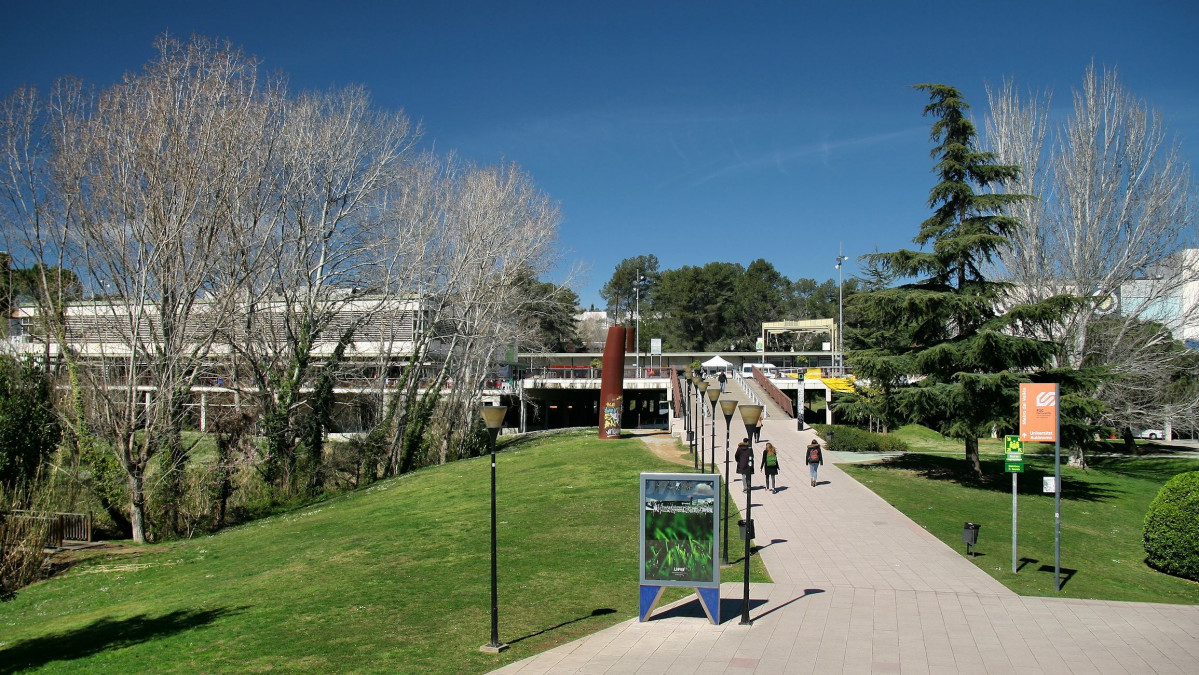 Universitat auto noma de barcelona panoramio