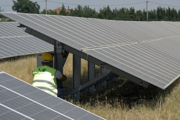 Catalunyapress trabajos mantenimiento planta som energia